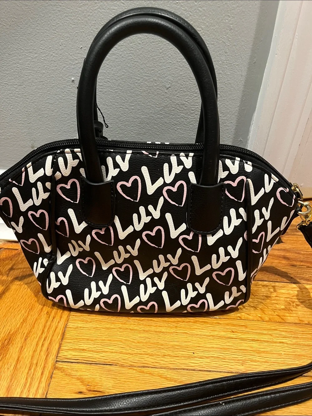 Betsey Johnson Black Heart 'Luv' Print Unicorn Applique Satchel